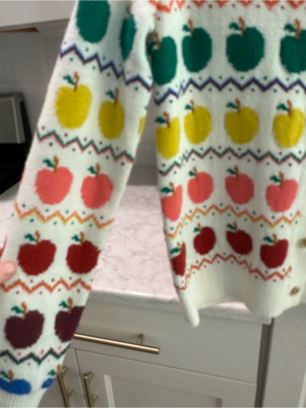 Womens Boden Cardigan Sweater with ADORABLE Multi-Color Apple Motif - Picture 7 of 7